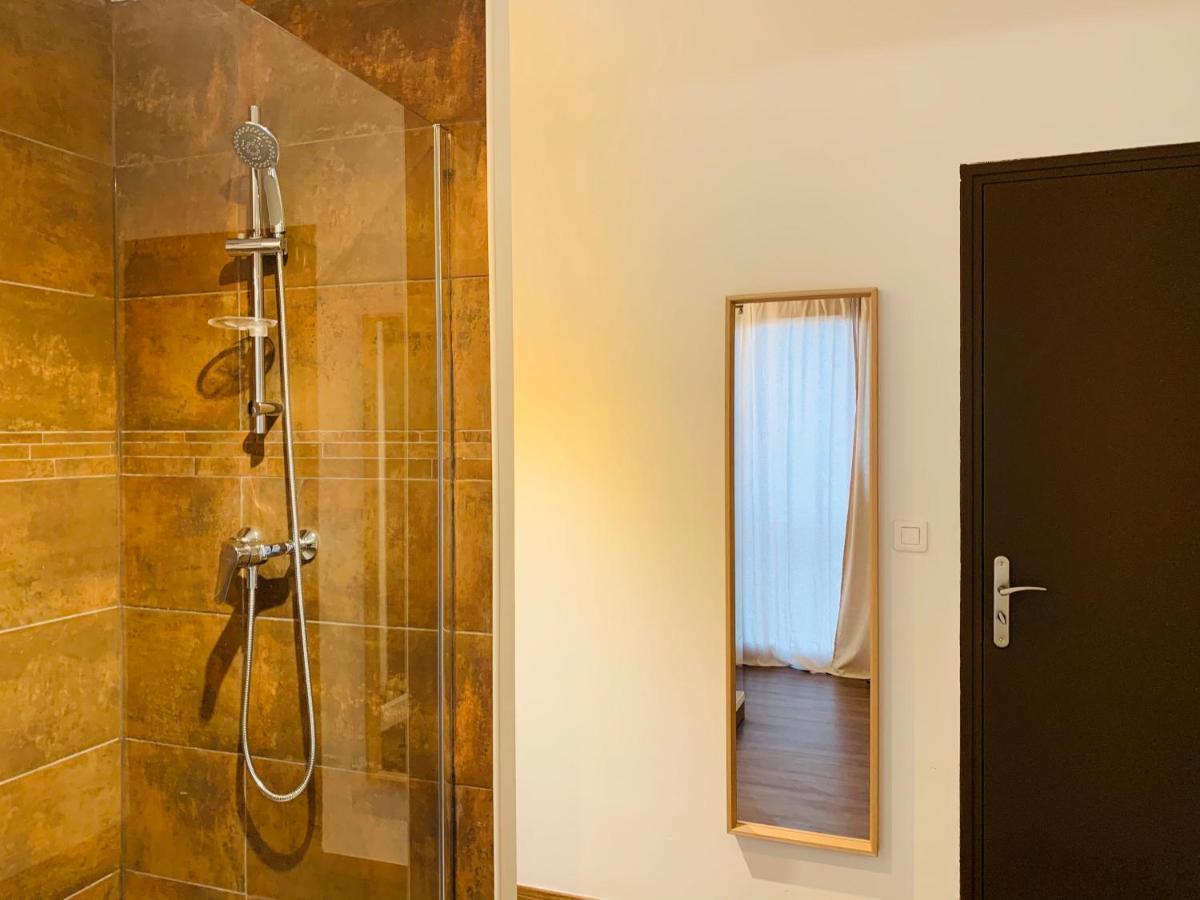 מנוסק Rose Appartement מראה חיצוני תמונה